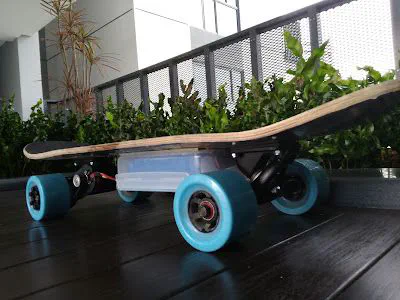 Lunchbox E-Skateboard